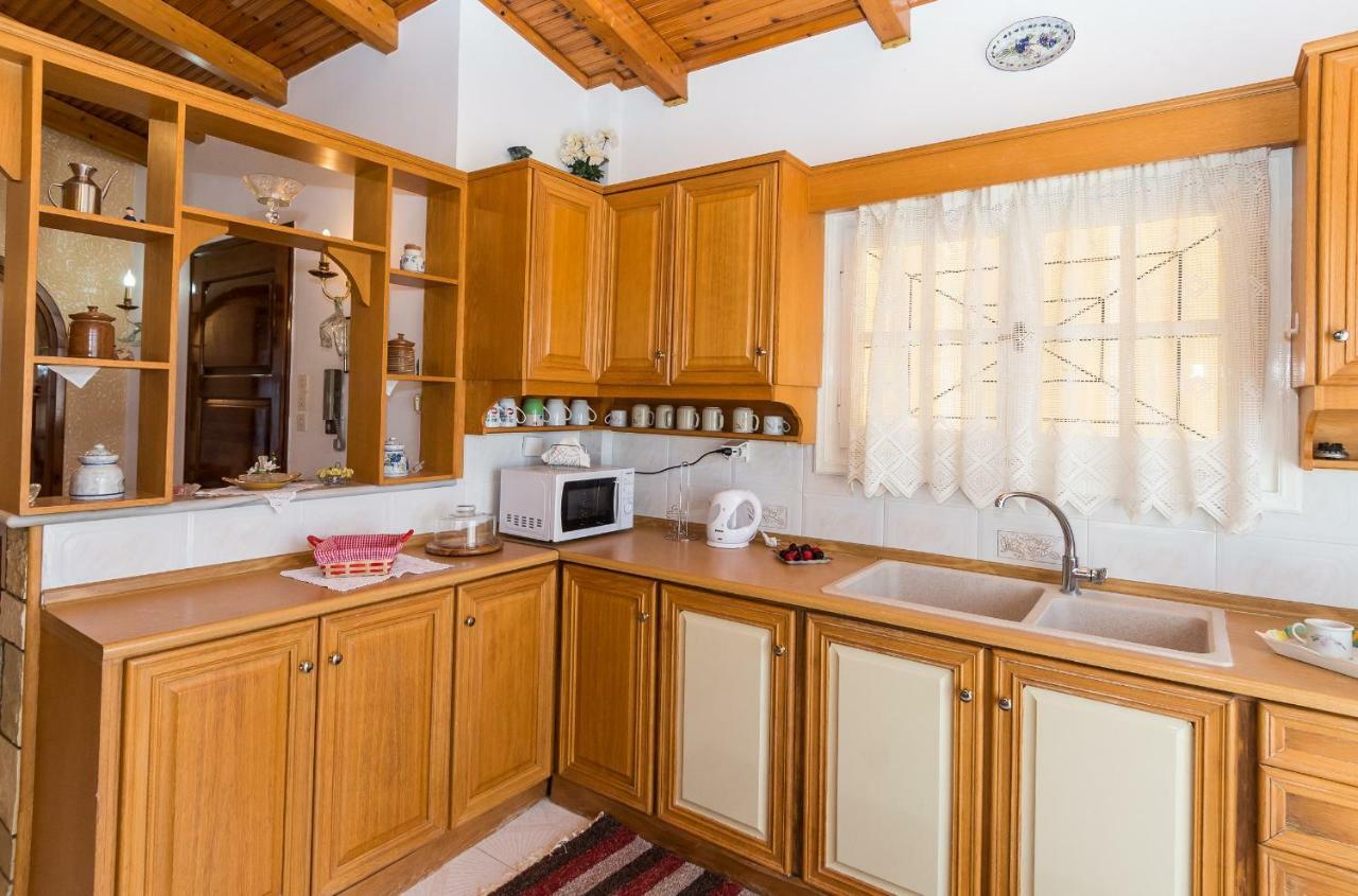Villa Anna Apartments - 550M From The Beach, By Zantewize Vasilikí المظهر الخارجي الصورة