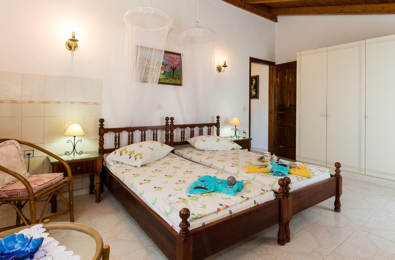 Villa Anna Apartments - 550M From The Beach, By Zantewize Vasilikí المظهر الخارجي الصورة